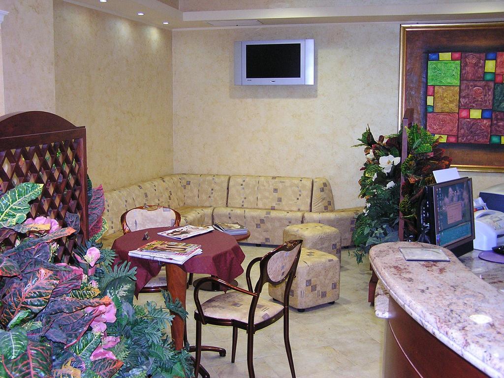 Hotel Mistral Портоскузо Екстериор снимка